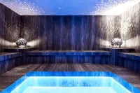 Adams Beach Hotel & Spa - Bathtub
