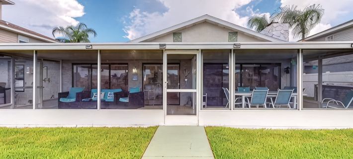 Waterfront home with direct gulf access Hotels in Hernando Beach