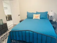 Main River house: Includes Kayaks, Canoe, Game Rm, Weeki Spring behind home, - Gym