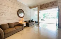 Superior Room at Galeri Ciumbuleuit 1st Tower with Best View - 4 tähden