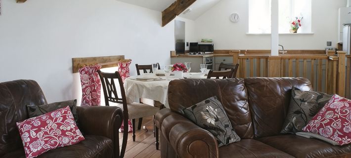 Bowbeer Barn Hotels in Exeter