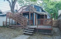 Newly Remodeled Kcmo Bungalow, Near Plaza & Westport in Kansas City