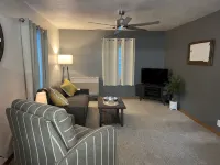 “The Yellow Door” perfectly located 2 bedroom 1 bath home, downtown Deadwood - 3 stjerner