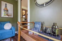4 Mins to Notre Dame! Game Room, Grill, Fire Pit! Family-Sized Historic Home - 3 ดาว