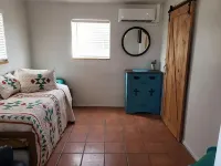 Close to Town~Mountain Views~ and Wineries~2 Bed/1Bath - Wifi