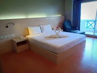 BP Samila Beach Hotel & Resort Hotels near Laem Samila