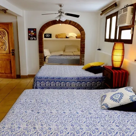 Villa Sophie 3BR/3BA, Beach Front Terrace, Heated Pool, Parking.