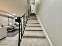 2 Bed/1.5 Bath Apartment - Homestays