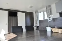 Chalet Florence 5 , 6- Persoons met Veel Privacy; Huisdiervrij,ruime Tuin - 2星級