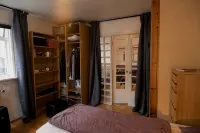 Four double beds down-town main street. Hotels in 