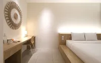 Teduh Simatupang - Balkoner