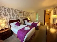 La Trelade Hotel - ที่มีที่จอดรถ