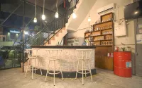 Artz Hotel - ที่มีที่จอดรถ