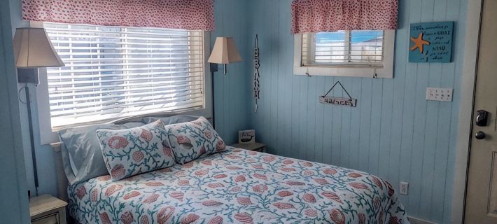 Charming Pet Friendly Cottage 1) in Downtown Port St Joe Hotels in Port St. Joe