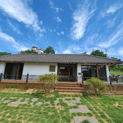 Daebudo (Yeongheungdo) Mieum Pension 鄰近薪里浦海水浴场的酒店