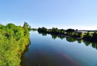 Rodeway Inn Willamette River - parking