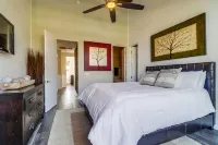 Luxury Coronado Home 500ft to Beach, Ferry, & Restaurants + Rooftop - جاكوزي