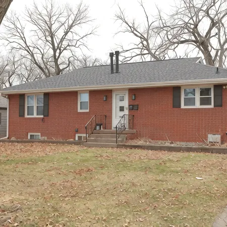 2-bedroom vacation home just 3 minutes drive to Drake University