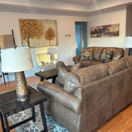 Comfort Style Home in Beautiful Lewiston, Idaho! Centrally Located, Pet Friendly