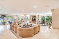 Multi Million Dollar Mansion on Lake Tarpon - Wifi