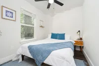 New Lovely Lockhart Home with a Lawn - Wifi