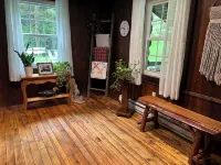 Original Log Cabin on 3 Private Acres - Chalets