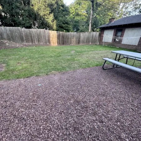 The Blue backyard studio suite!! Convenience and practicality in one place!!