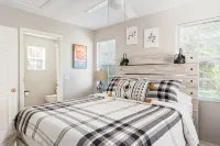 Adorable Guesthouse off of Lake Hollingsworth - Apartments