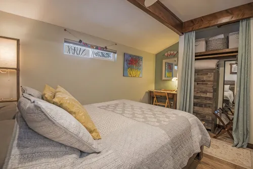 Blue Spruce Guesthouse - Walkable to river trail and downtown Bend - บังกะโล