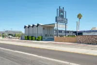 Erth Inn by Aga- Mojave - parking