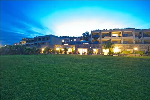 Aregai Marina Hotel & Residence - bar