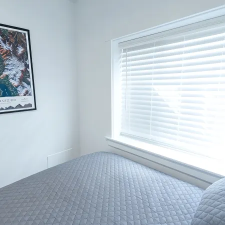 Modern guest suite, central location in SLC valley