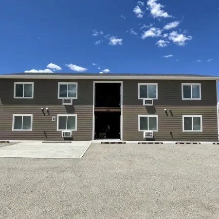 Yellowstone Retreat Rentals UA: two blocks from Yellowstone!