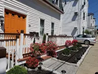 Stunning 1 BR-Apt-Oceanview to Revere Beach -3 Train Stop Boston Logan Airport - Wifi