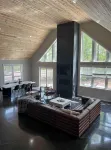 Lou's Lodge - Boutique