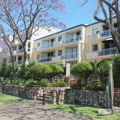 Bridgewater Terraces Hotels near The Gabba