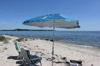 Beach Cottage With A Spectacular View ~ Your Own Private Beach ~ Includes Kayaks - 3-Star
