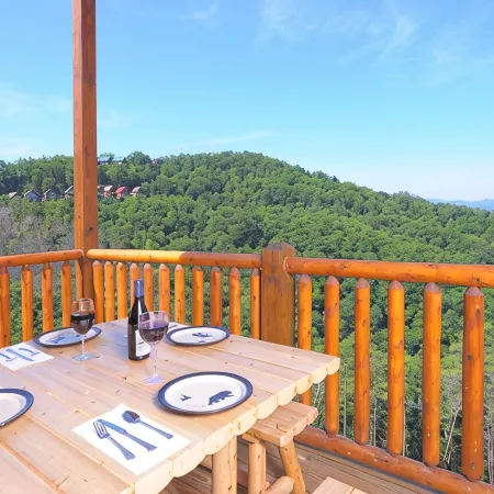 A Walk in the Clouds Breathtaking View Pool Three Decks Game Room for Kids to!