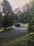 Centrally located between Bryson City, Sylva and Cherokee.5 mins to the Casino. - 3 tähden