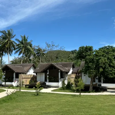Chumphon Cabana Resort Hotels near รุ่งเรือง บีช แคมป์ /RUNG RUENG BEACH CAMPING PLACE