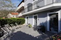 Bacan Serviced Apartments - balcony