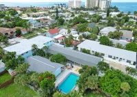 Park Shore Suites St Pete Beach - parking