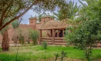 Chez le Pacha - Authentic Sahara Hotel Mhamid - スパ