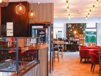 Sleephotels Cosmos Отели рядом с достопримечательностью «Санкт-Георг»
