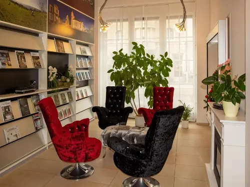 Boutique City Hotel Gallo - ที่มีที่จอดรถ