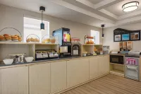Days Inn by Wyndham Toronto West Mississauga - Frühstück