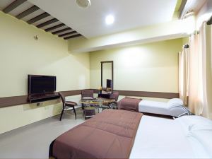 Hotel Megharaj