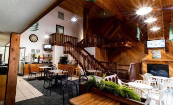 GreenTree Inn  Maryville - Bearcat Inn & Suites