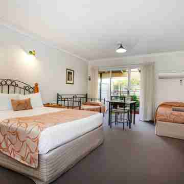 Nelsons of Bridgetown Rooms