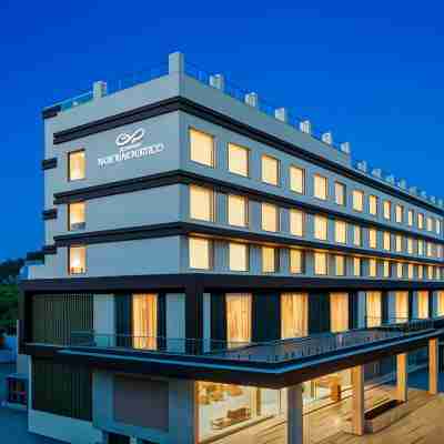 Nataraj Sarovar Portico Jhansi Hotel Exterior